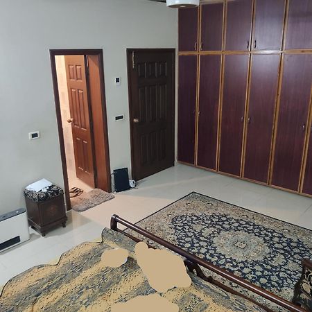The Den Hotel Islamabad Bagian luar foto